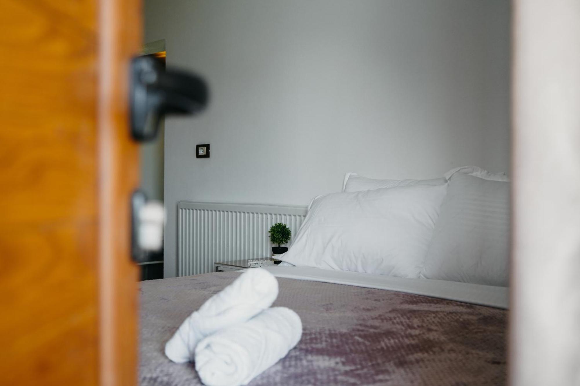 Hotel Bujtina Anlu Nepravishte Zewnętrze zdjęcie