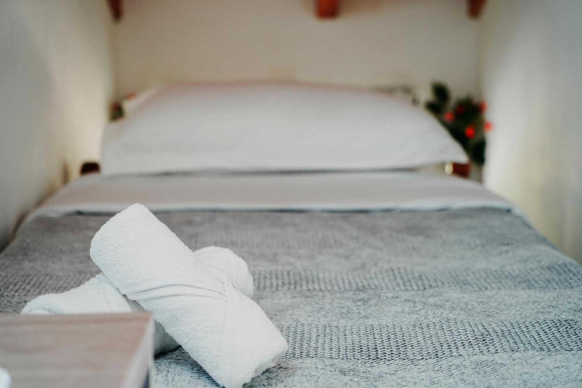 Hotel Bujtina Anlu Nepravishte Zewnętrze zdjęcie
