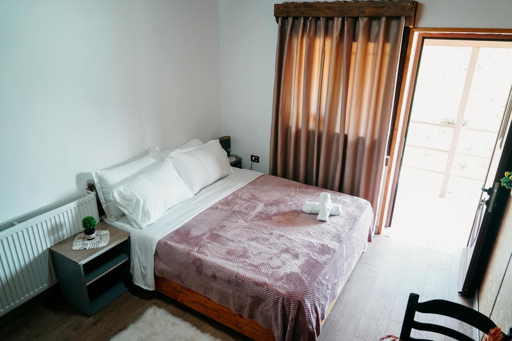Hotel Bujtina Anlu Nepravishte Zewnętrze zdjęcie